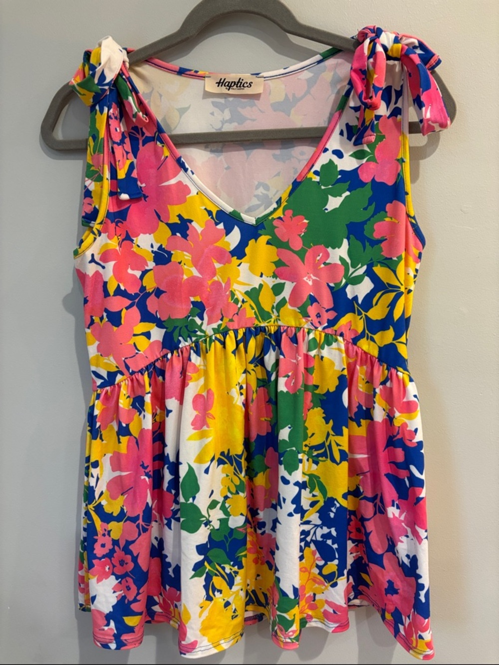 Haptics Floral Tie-Shoulder V-Neck Swing Tank Top Size Small